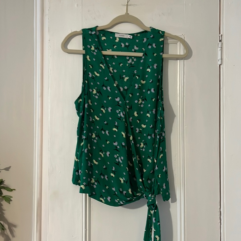 LUSH Woman’s tank top